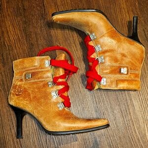 VINTAGE Womens timberland heels 9.5 Used